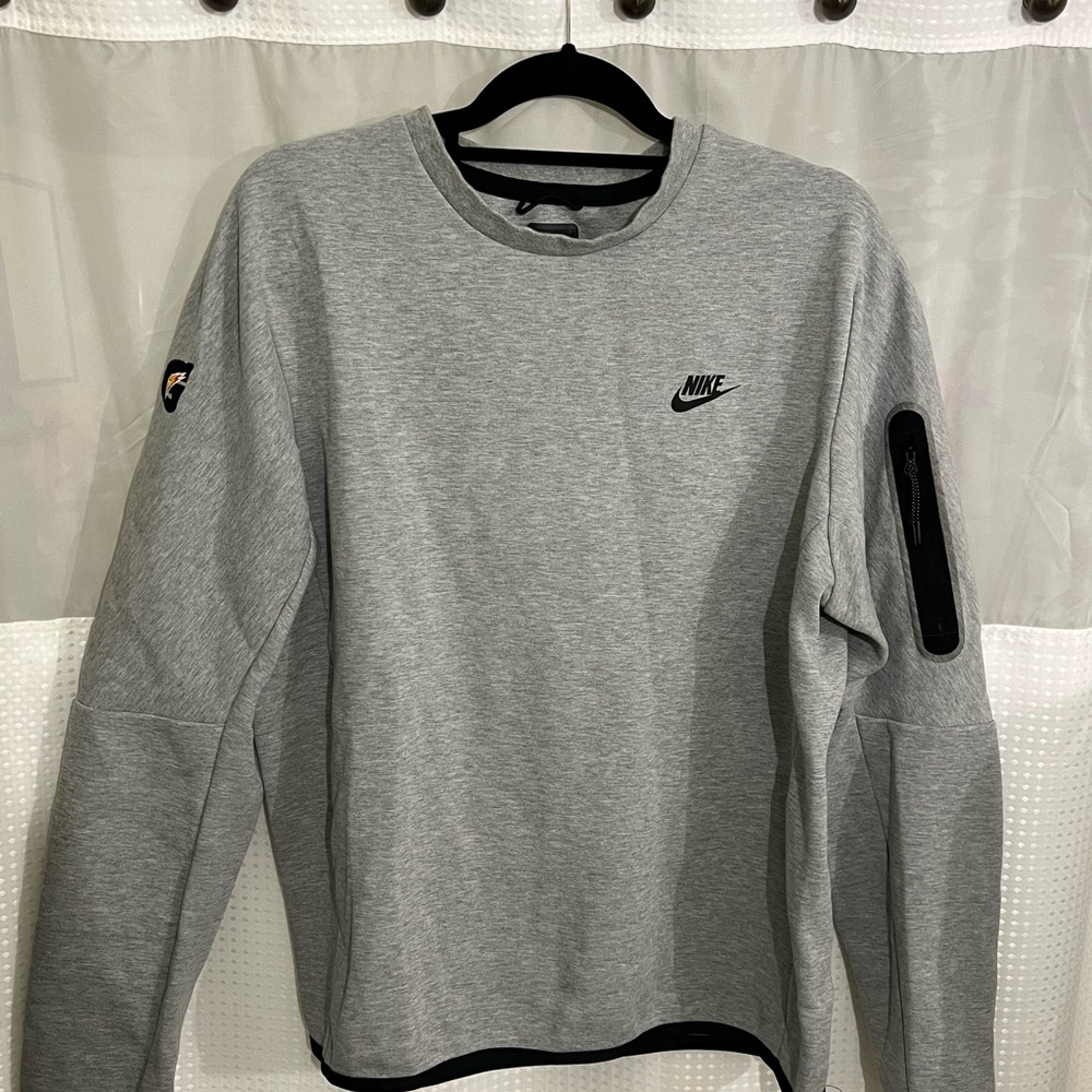 Nike Heather Gray Sweatshirt with Black Logo